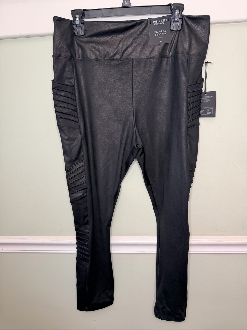 Simply Vera Vera Wang Women’s Black Faux Leather Moto Leggings